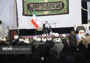 مساجد تراز انقلاب اسلامی نیازمند امامان جماعت توانمند هستند