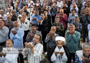 نمازجماعت باشکوه ظهرعاشورا در شهرری برگزارمی شود
