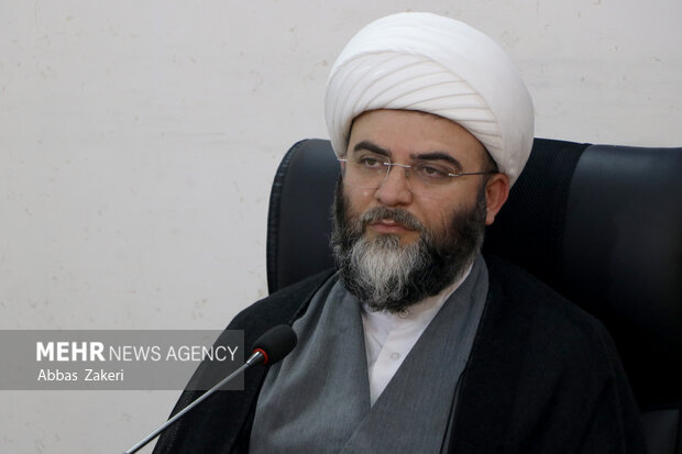 نهضت خمینی همچنان ادامه دارد