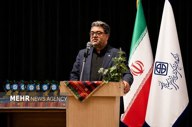 اعزام ۴۰نفر مدافعان سلامت استان سمنان به مشهد برای خدمت در تشییع رهبر
