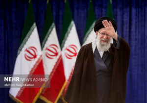 الگوی دوگانه «توحیدمحوری و مردممحوری» در دکترین مدیریتی رهبر شهید
