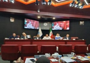 بازنگری در مقررات تجاری با هدف رفع موانع تولید و تجارت