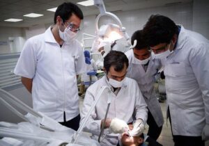 درخواست جنجالی برای کاهش سهمیه‌های پزشکی / سهمیه‌ها باید از ۶۰ به ۲۰ درصد برسد