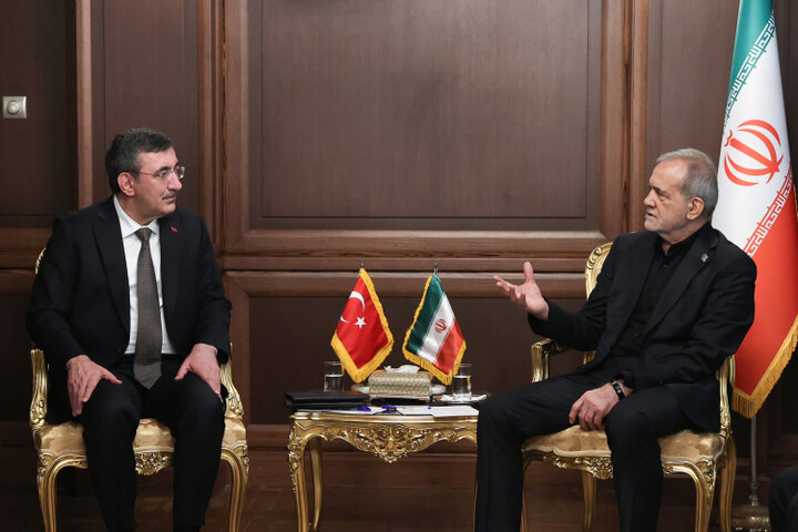 پزشکیان: از همکاریها و حمایتهای ترکیه در دوران جنگ قدردانی میکنیم