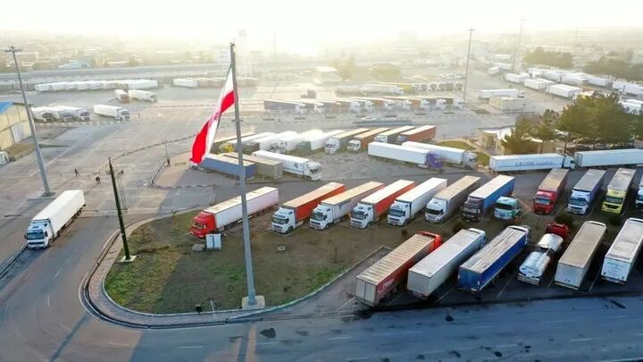 افزایش ظرفیت پذیرش کامیونهای ایرانی در مرز بازرگان توسط گمرک ترکیه