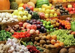 سهم ۲ تا ۳ درصدی ایران از تولید جهانی میوه؛ فرصت صادراتی ایران زیر سایه چالشهای لجستیکی