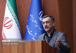 فشار بر جامعه علمی با تحریم‌های علمی؛ «تحریم داخلی» ایجاد نکنیم