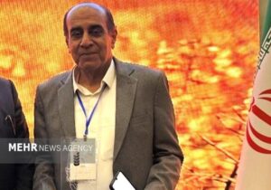 تجلیل وزیر جهاد کشاورزی از گندم‌کار نمونه دلگانی