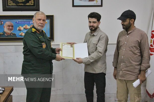 جمیری: دشمن به دنبال کم‌رنگ کردن حضور مردم در میدان است